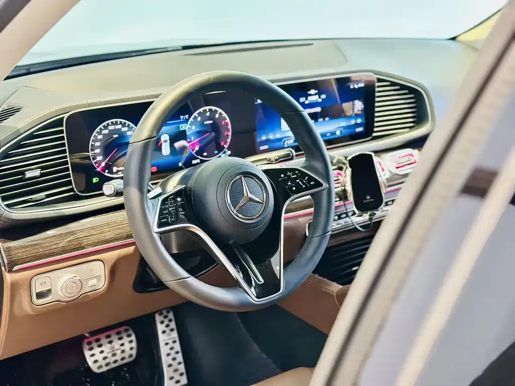 Mercedes-Benz GLE — фото 5