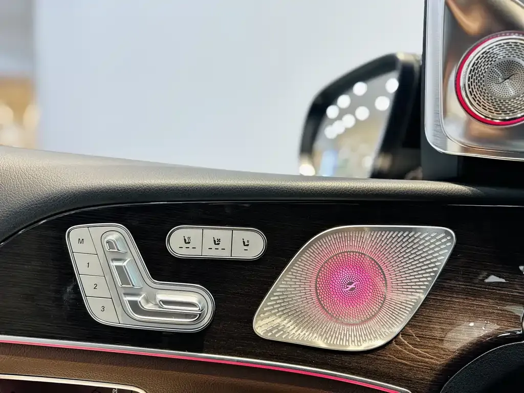 Mercedes-Benz GLE — фото 9