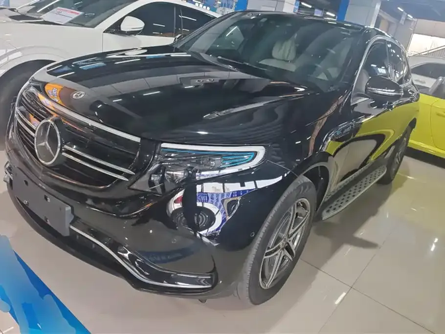 Mercedes-Benz EQC — фото 1