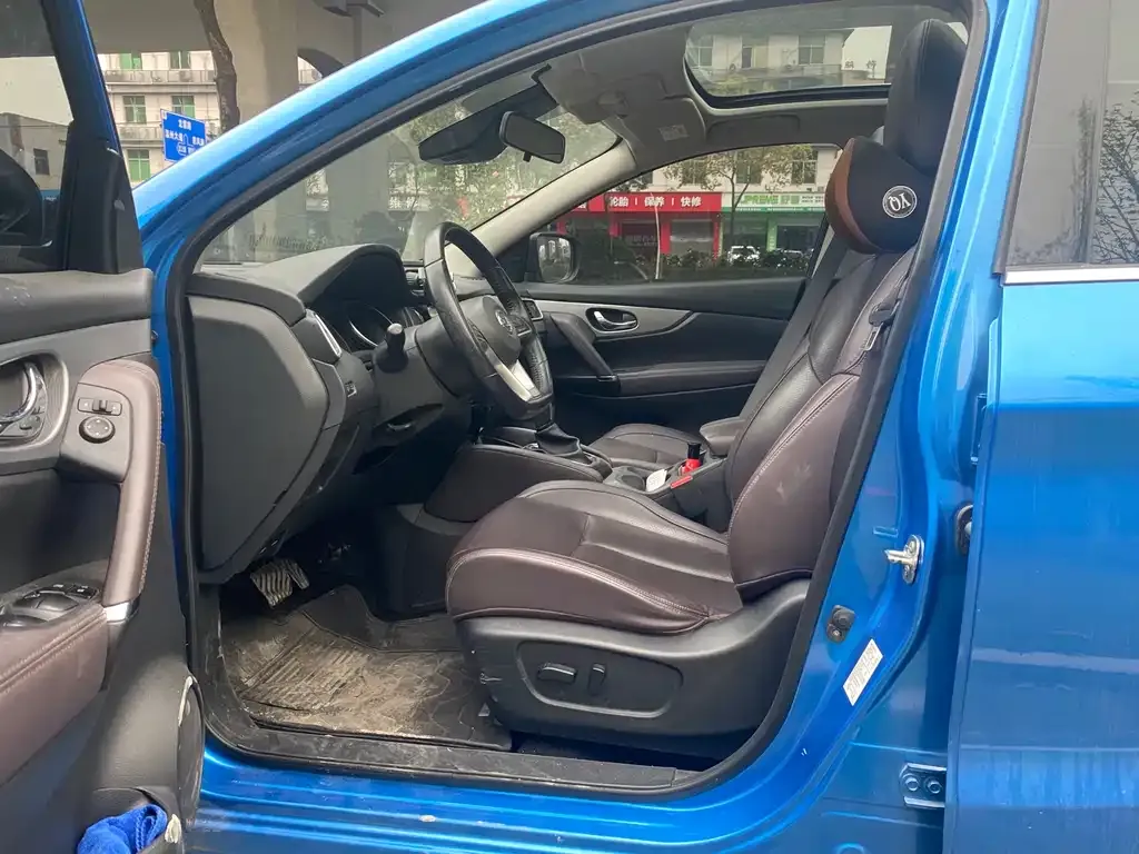 Nissan Qashqai — фото 5