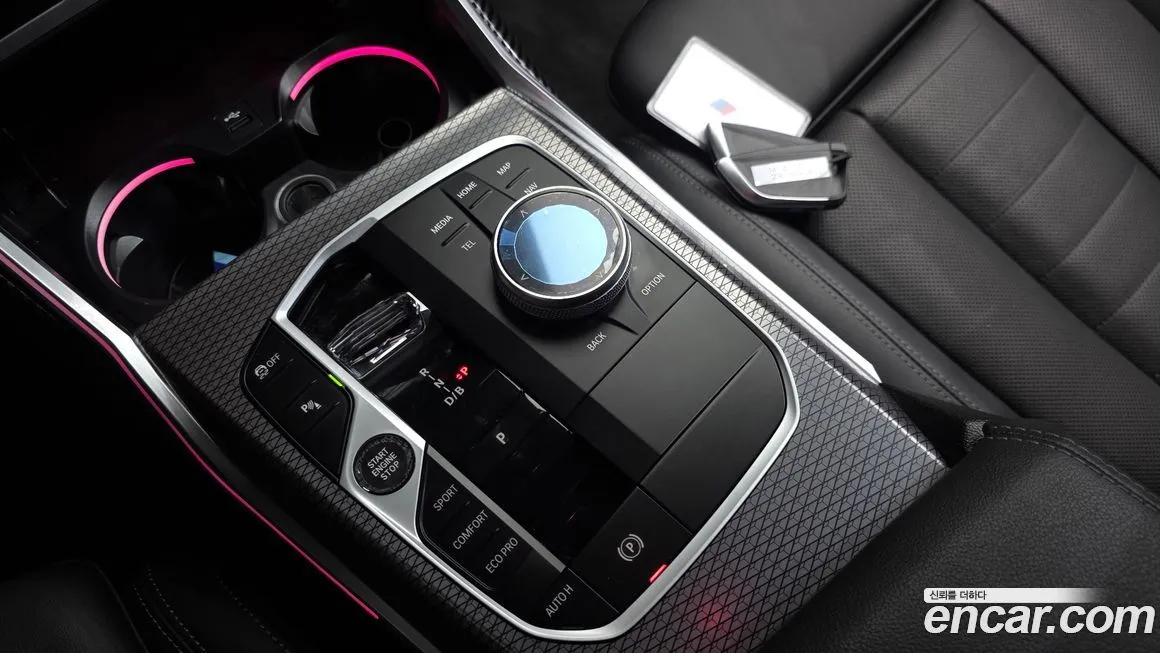 BMW i4 — фото 10