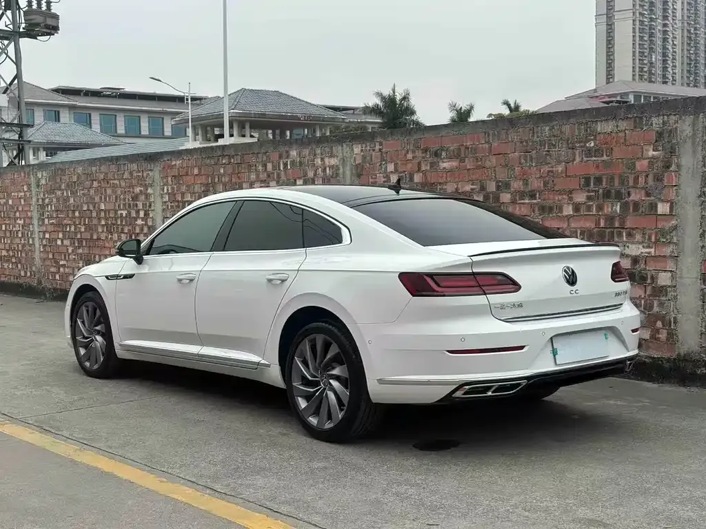 Volkswagen CC — фото 4