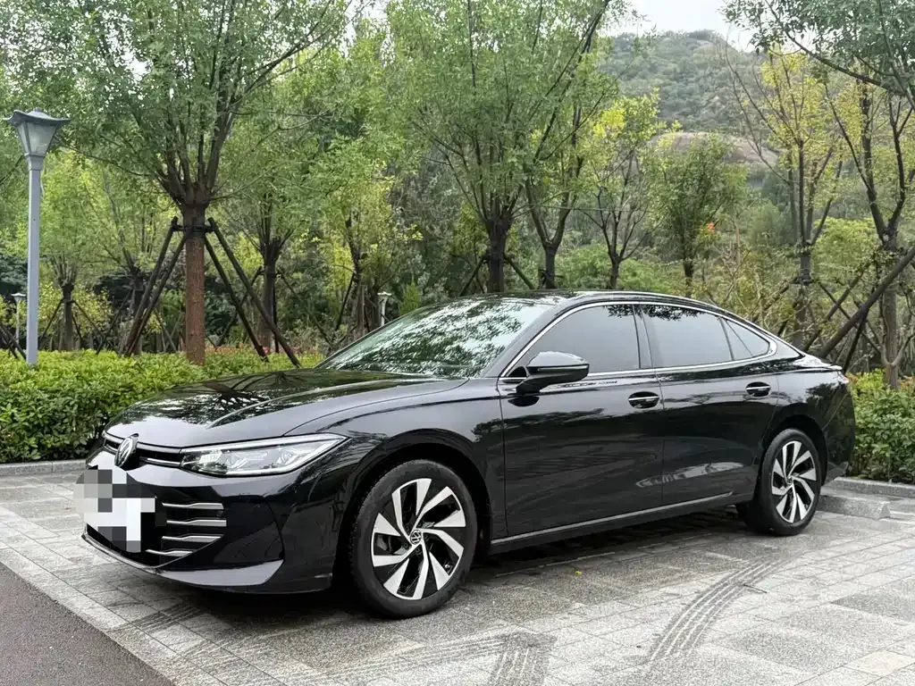 Volkswagen Passat — фото 7