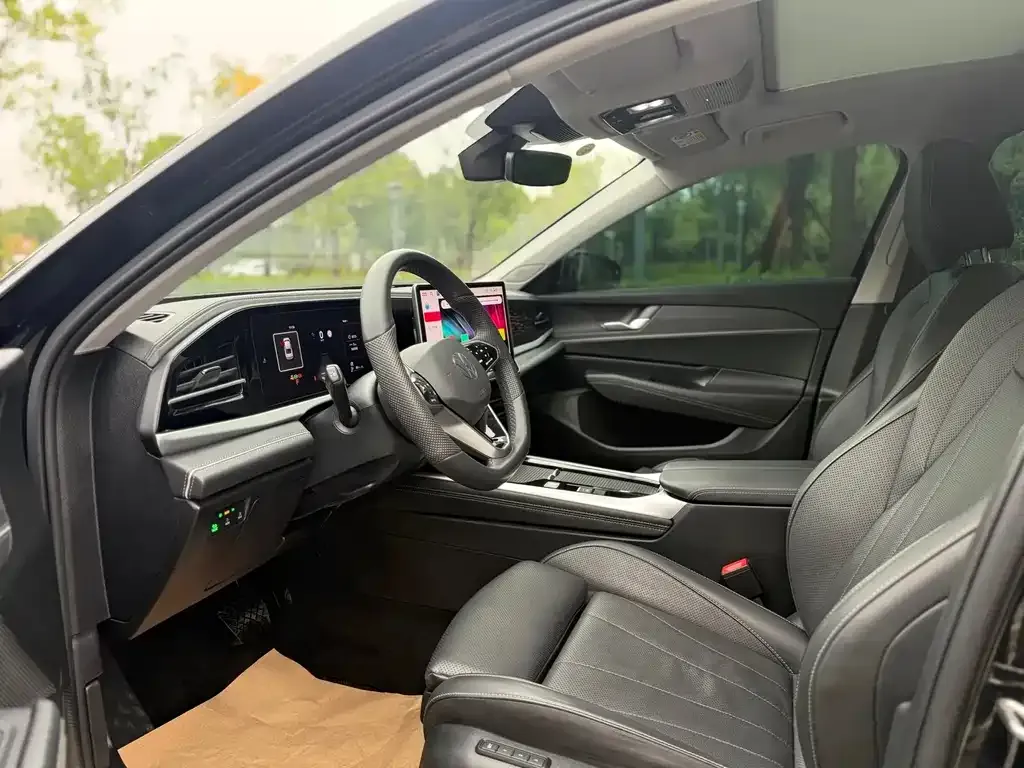 Volkswagen Passat — фото 3