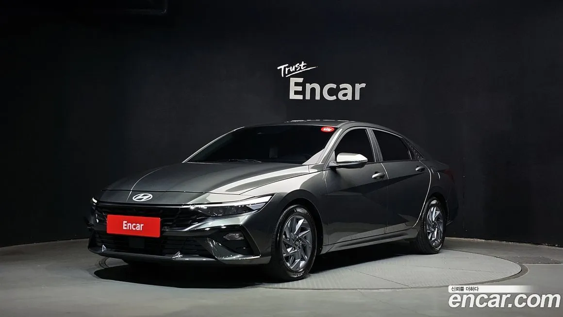 Hyundai AVANTE — фото 1
