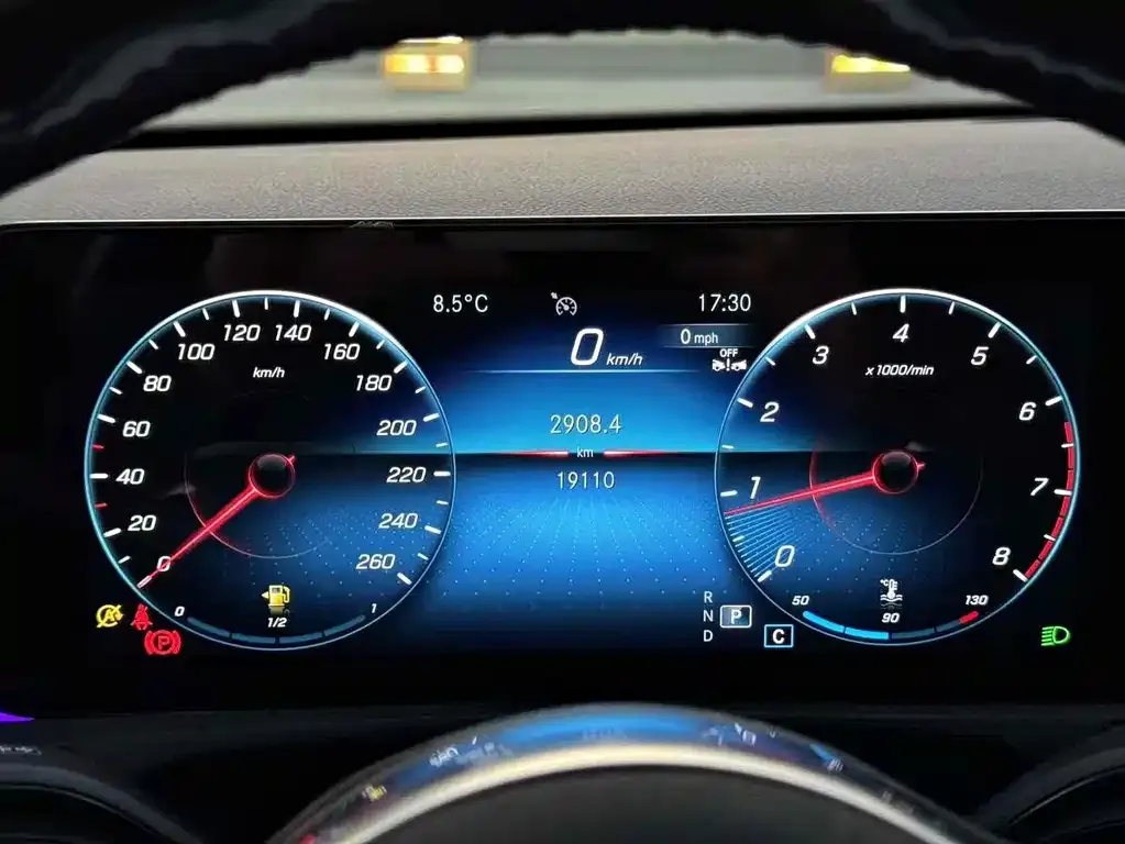 Mercedes-Benz CLA (Import) — фото 8
