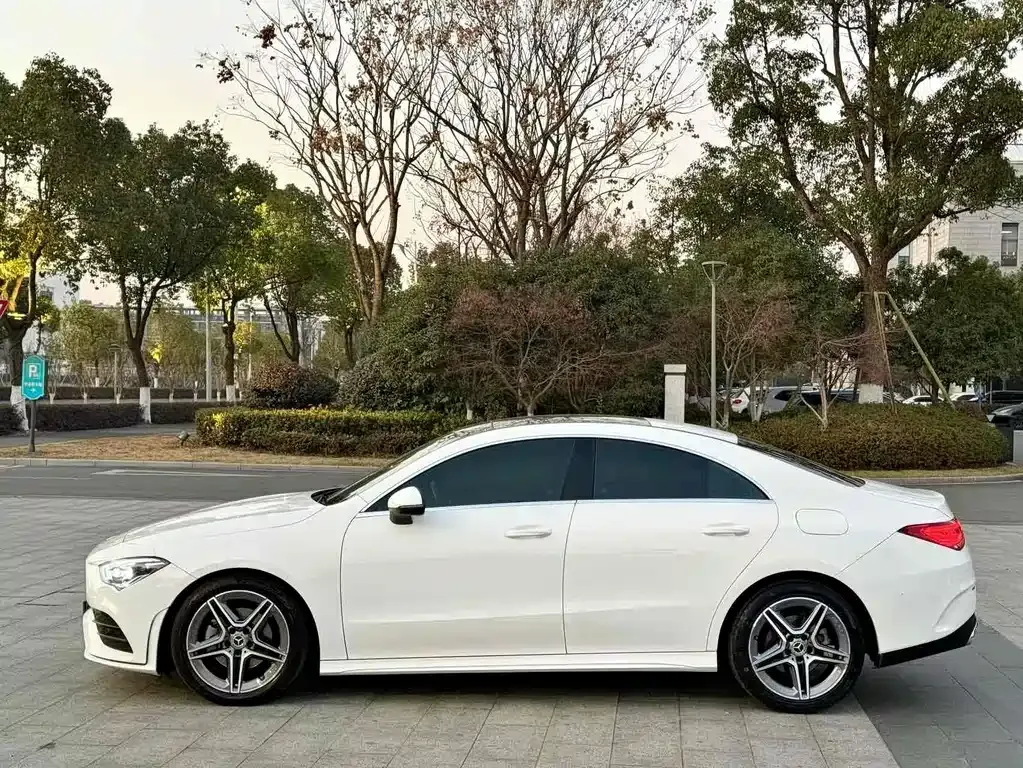 Mercedes-Benz CLA (Import) — фото 9