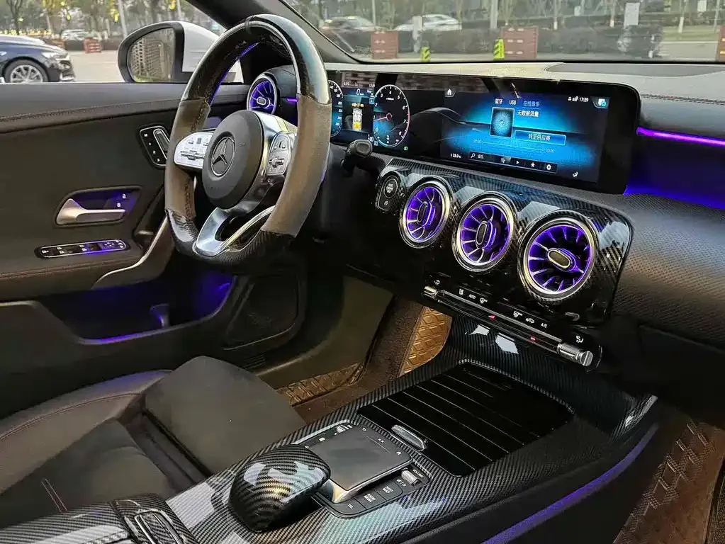 Mercedes-Benz CLA (Import) — фото 10