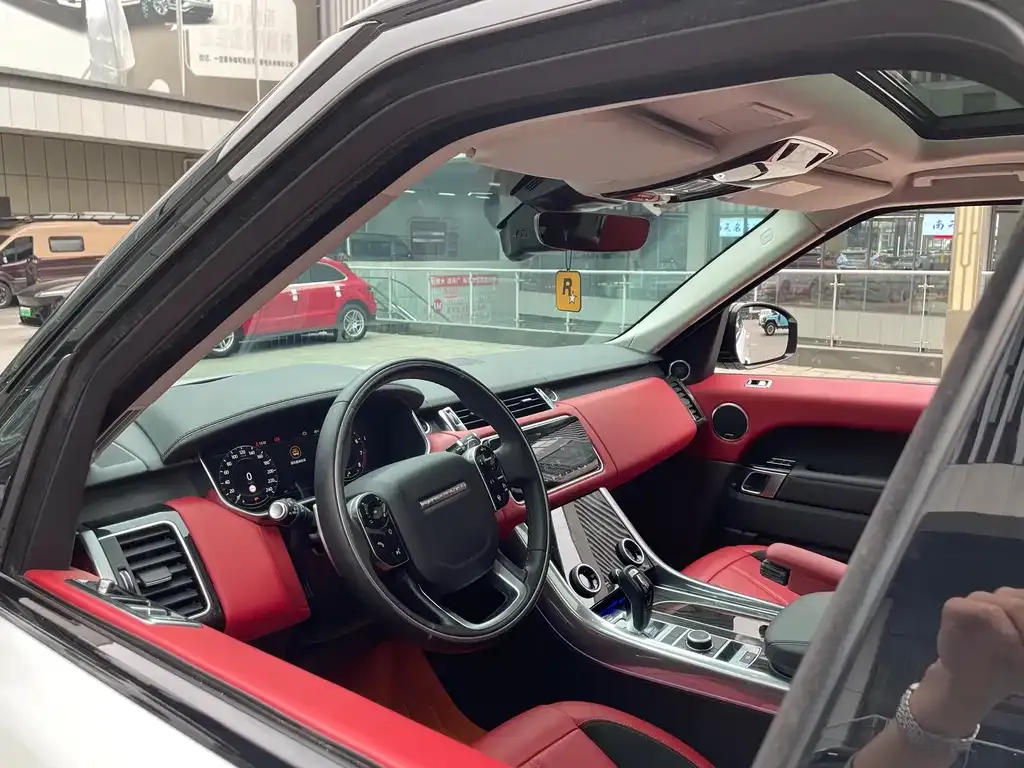 Land Rover Sport — фото 7