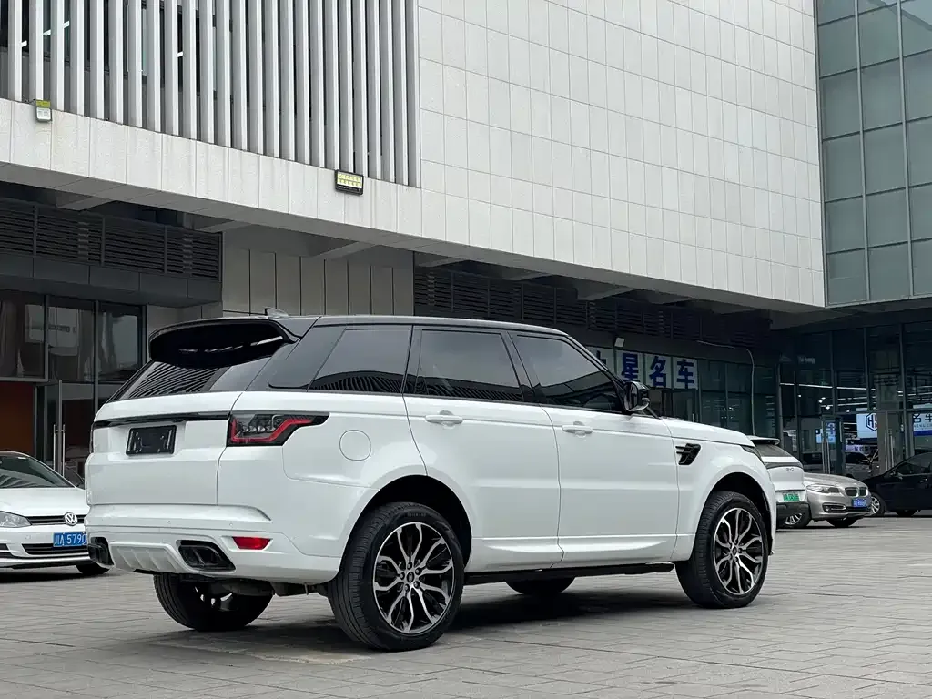 Land Rover Sport — фото 10