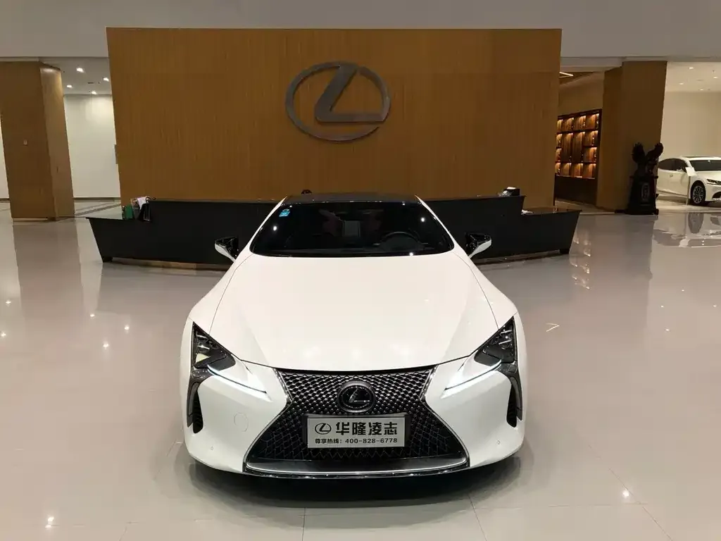 Lexus LC — фото 1