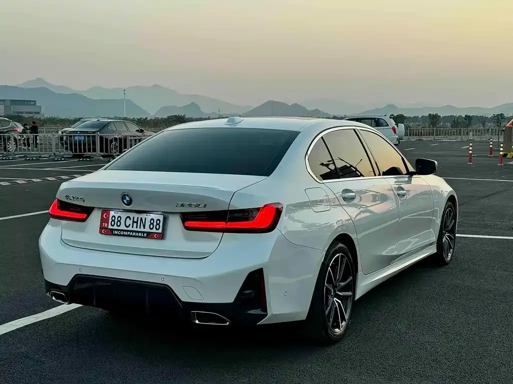 BMW 3 Series — фото 4
