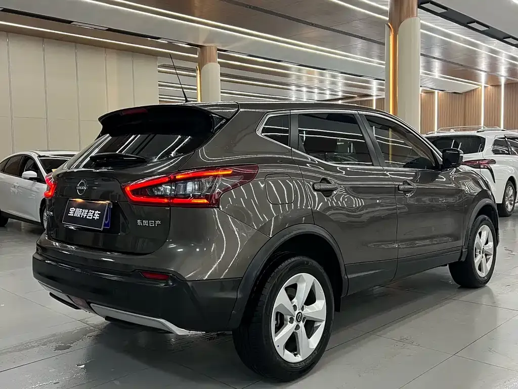 Nissan Qashqai — фото 3