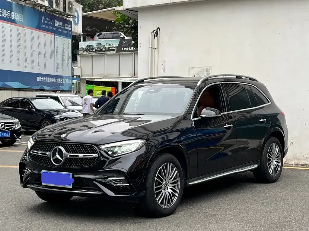 Mercedes-Benz GLC — фото 1