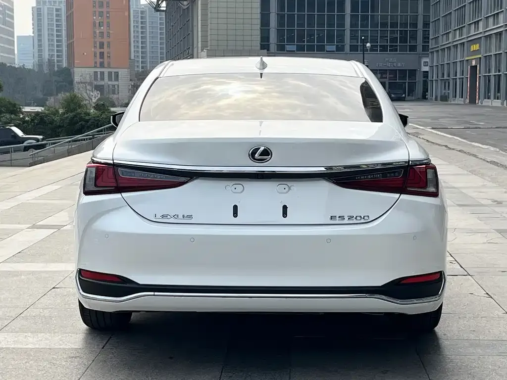 Lexus ES — фото 2