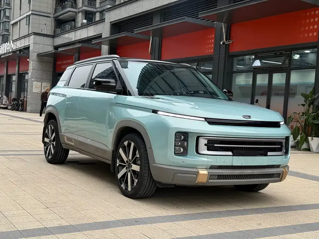 Geely Icon — фото 10