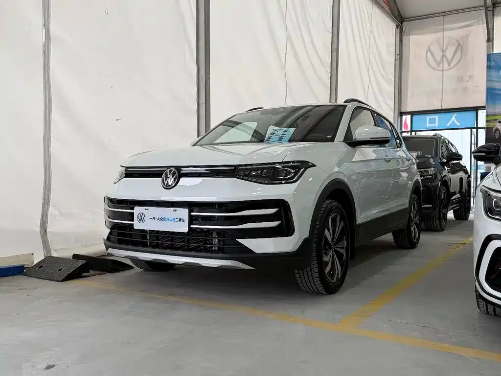 Volkswagen Tharu — фото 1