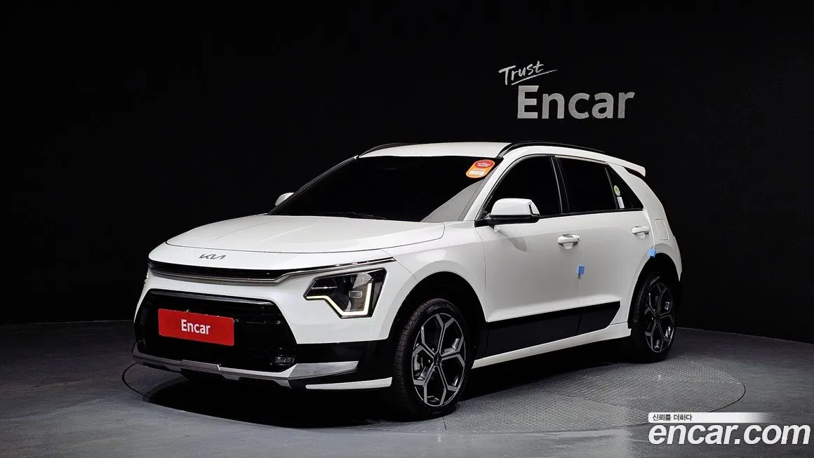 Kia Niro — фото 1