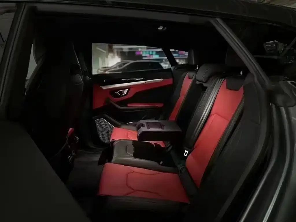Lamborghini Urus — фото 2