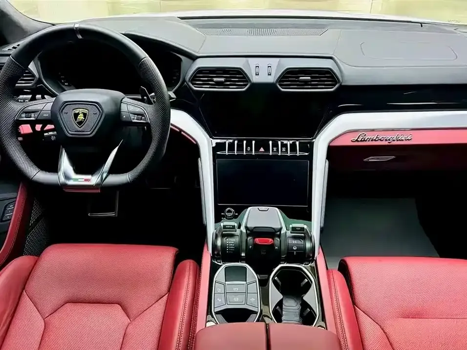 Lamborghini Urus — фото 5