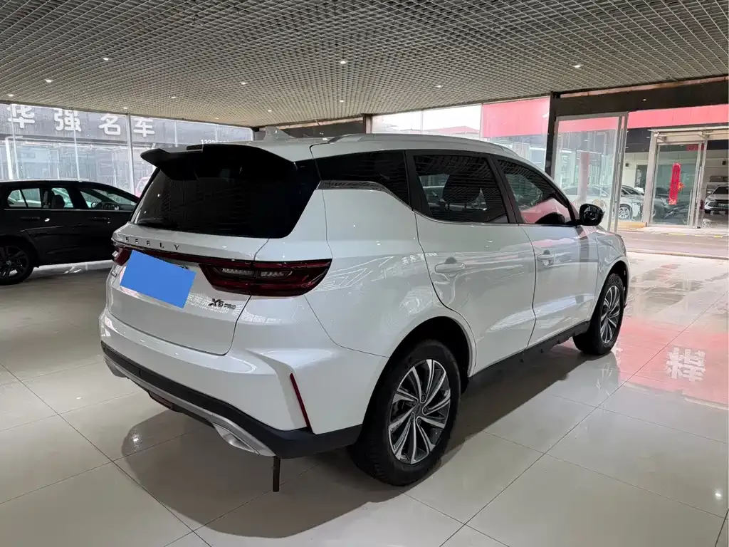 Geely Vision X6 — фото 7