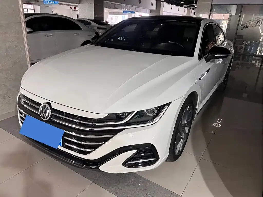 Volkswagen CC — фото 1