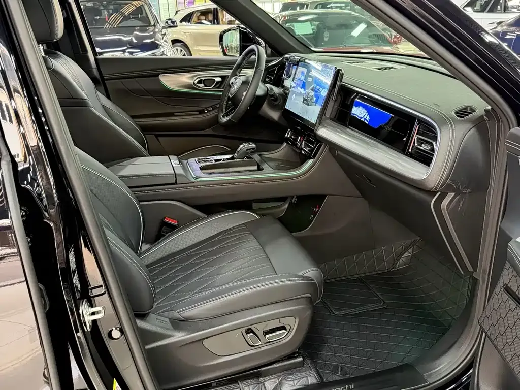 GAC Motor Trumpchi GS8 — фото 4
