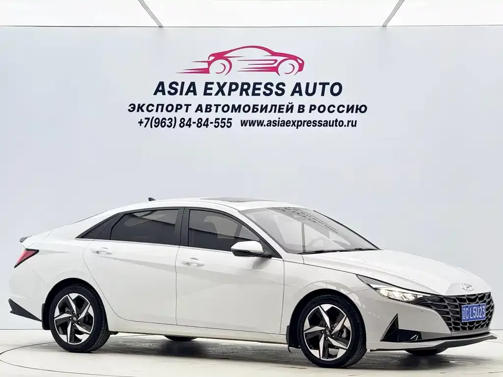 Hyundai Elantra — фото 4
