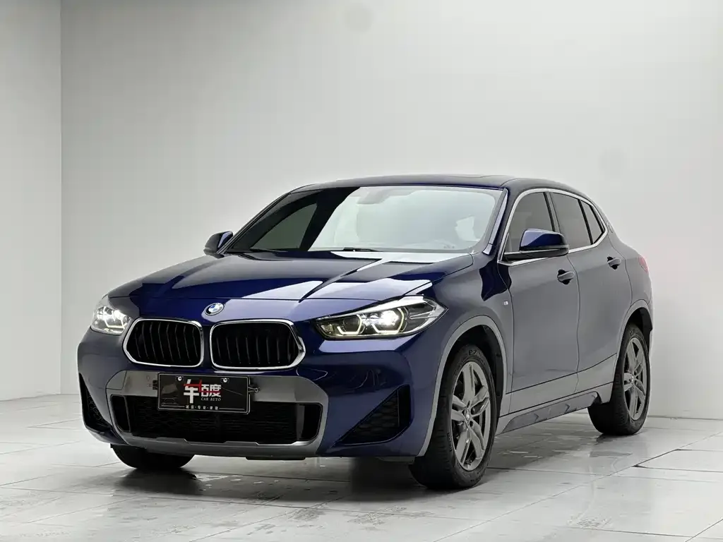 BMW X2 — фото 1