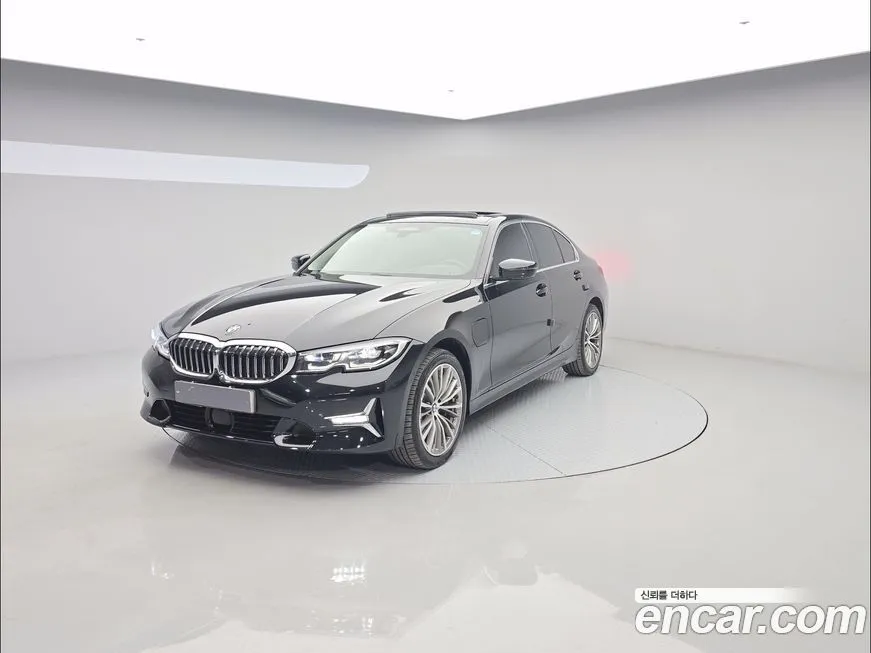 BMW 3-Series — фото 1