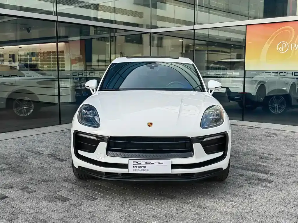 Porsche Macan — фото 5