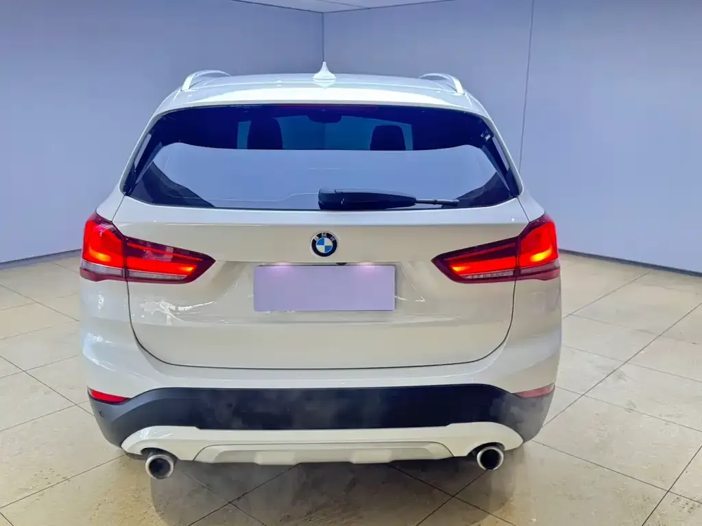 BMW X1 — фото 4