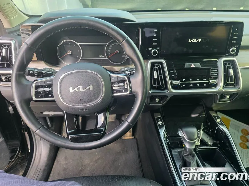 Kia Sorento — фото 9