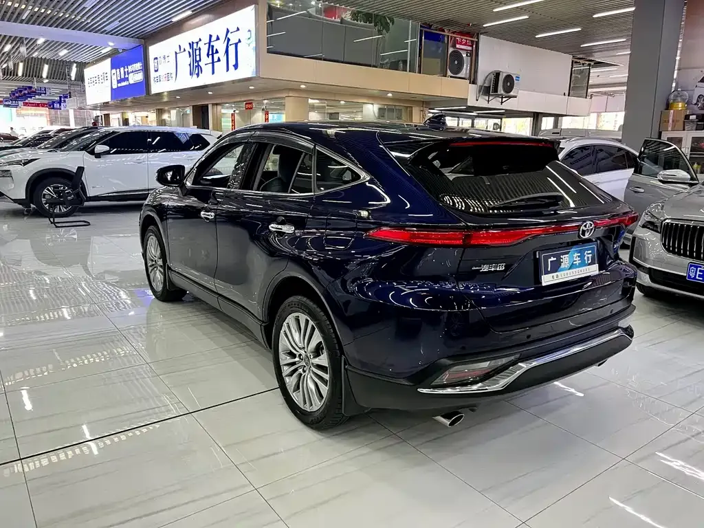 Toyota Harrier — фото 10