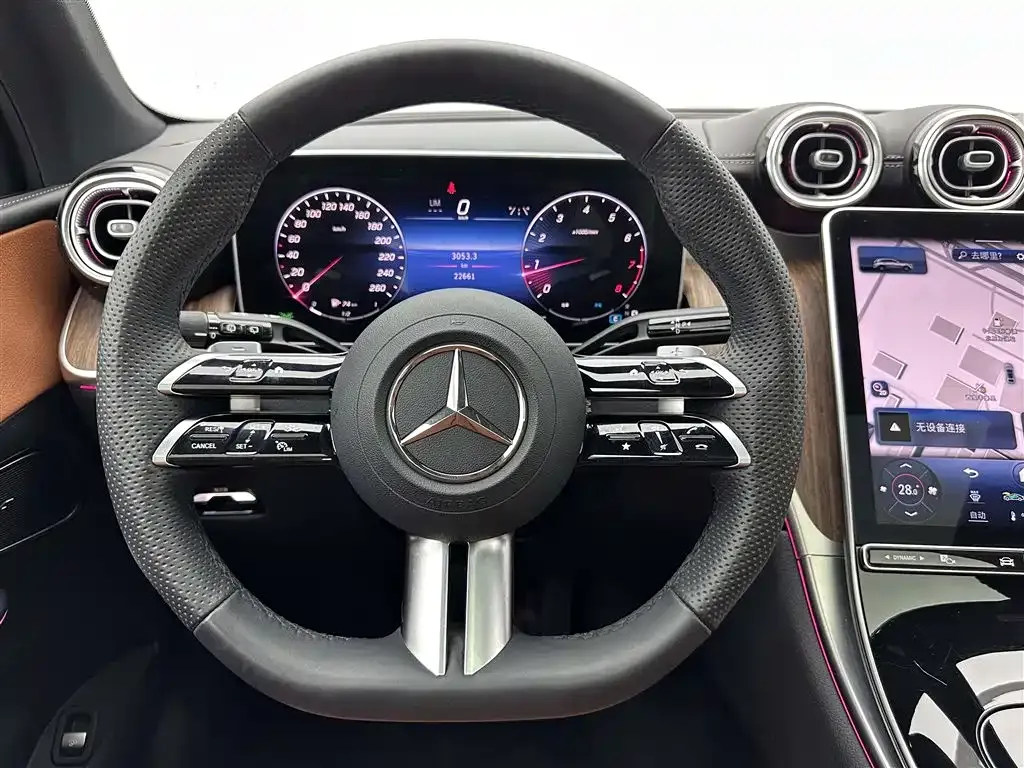 Mercedes-Benz GLC — фото 9