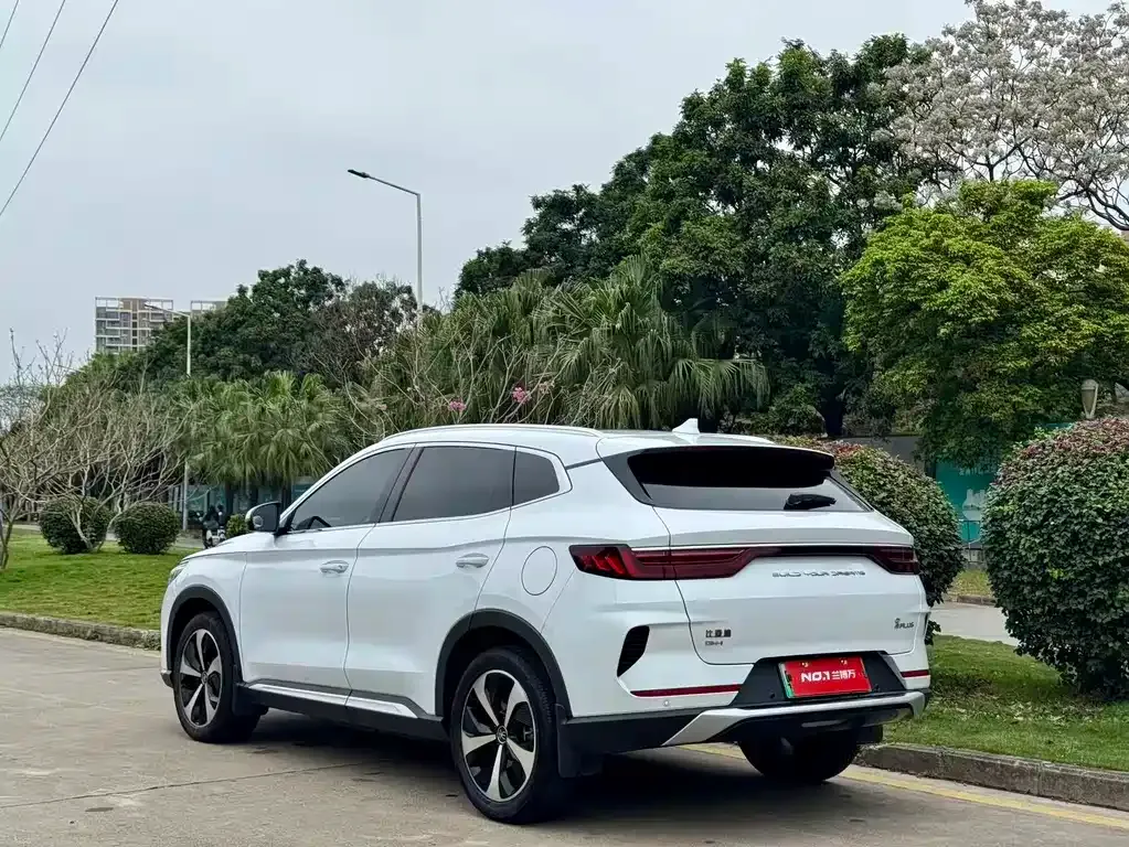 BYD PLUS New Energy — фото 8