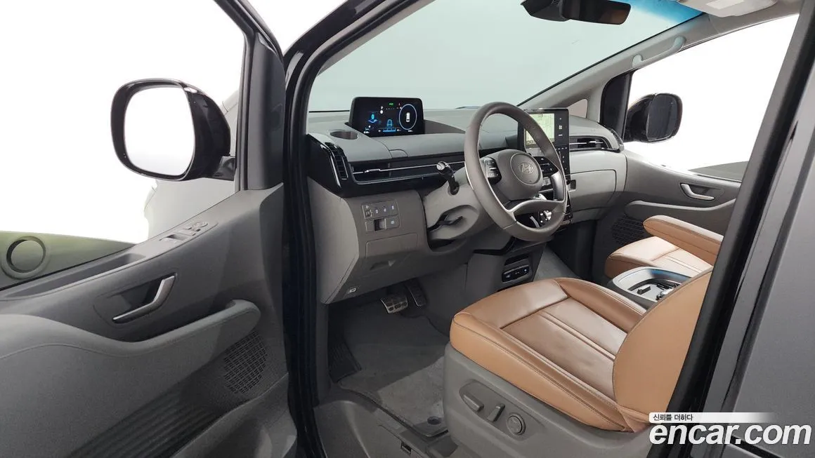 Hyundai Staria — фото 6