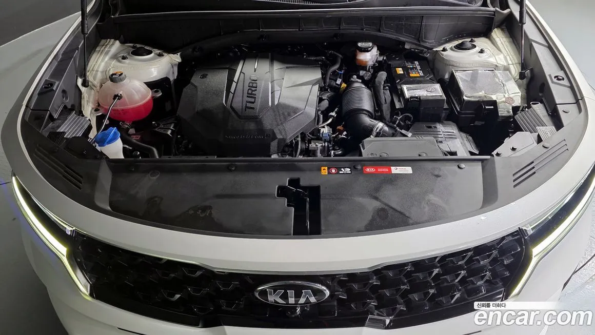Kia Sorento — фото 6