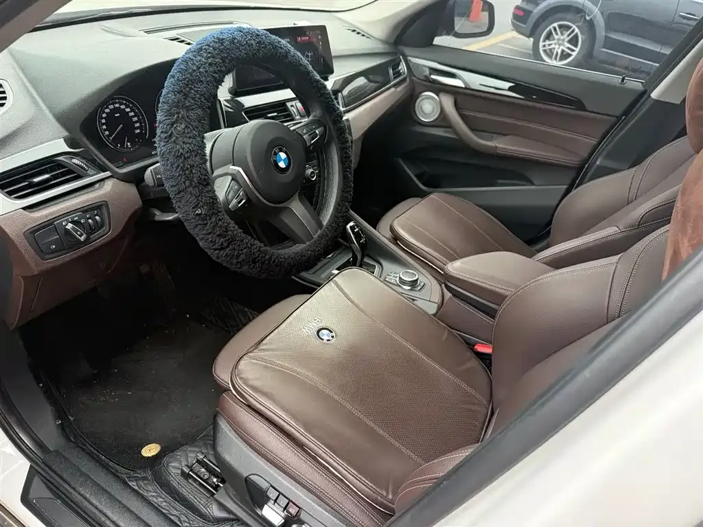 BMW X1 — фото 2