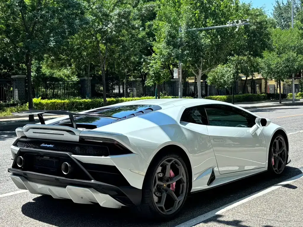 Lamborghini Huracan — фото 6