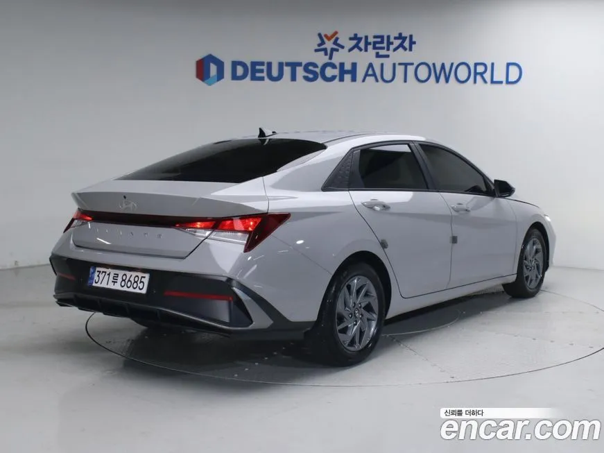 Hyundai AVANTE — фото 2