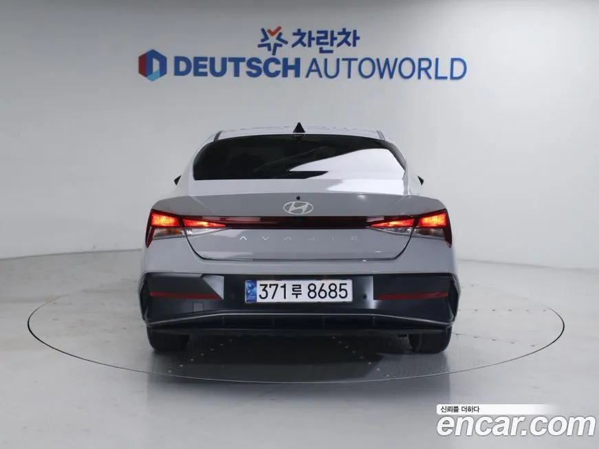 Hyundai AVANTE — фото 8