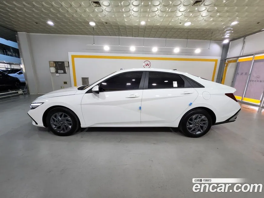 Hyundai AVANTE — фото 4