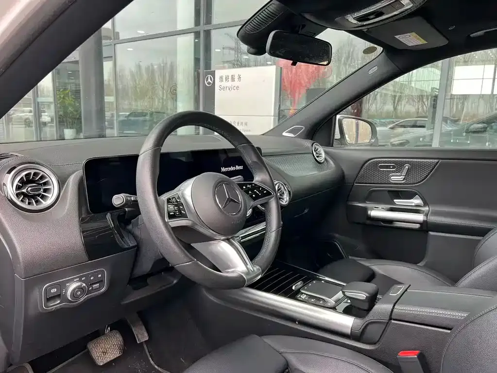 Mercedes-Benz GLA — фото 8