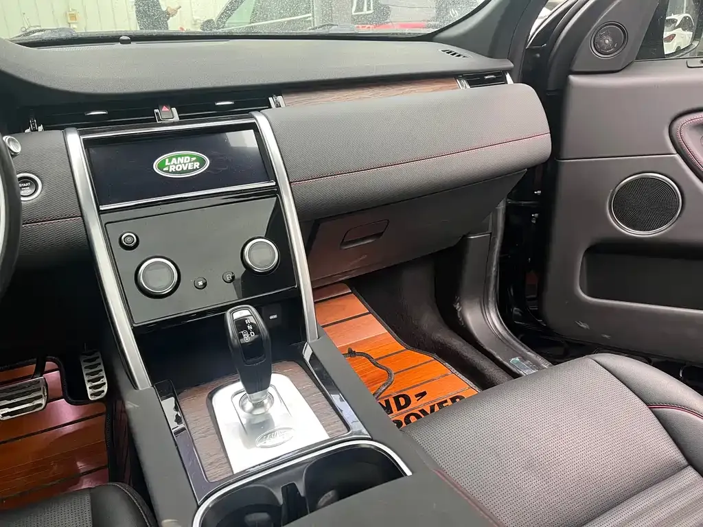 Land Rover Discovery Sport — фото 3