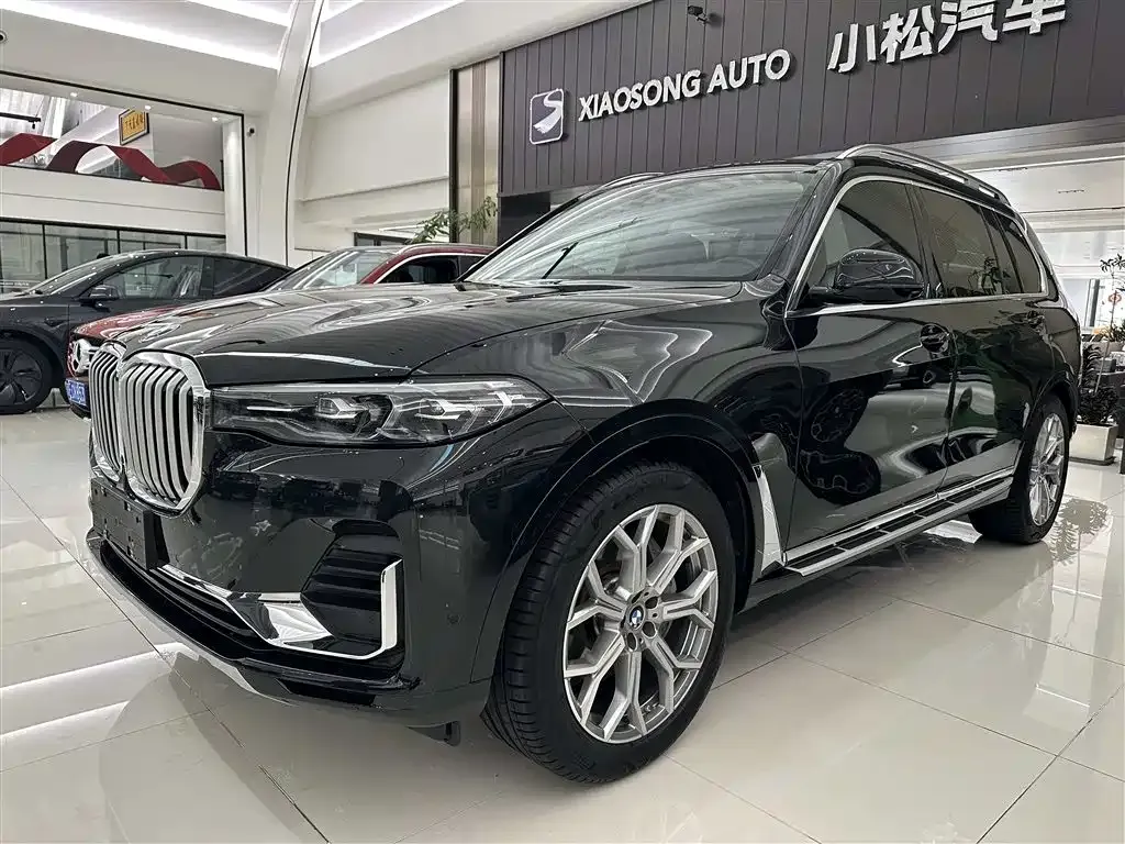 BMW X7 — фото 1