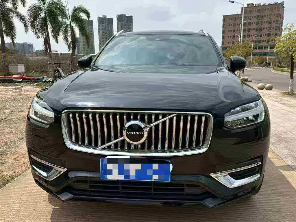 Volvo XC90 — фото 7