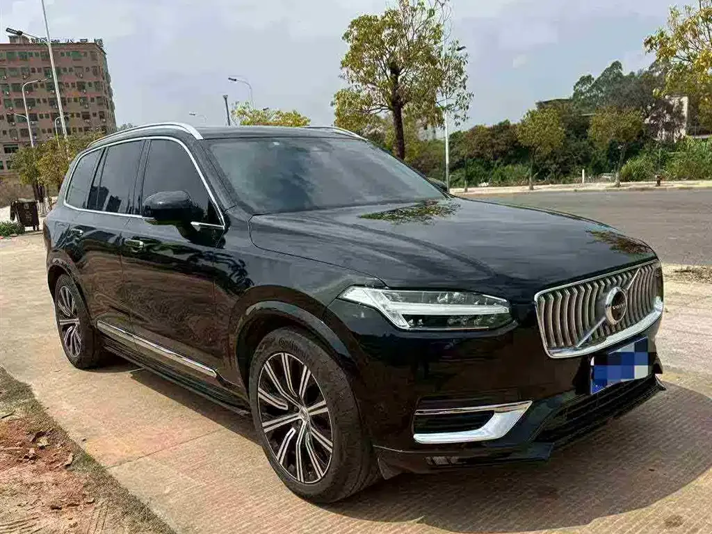 Volvo XC90 — фото 6