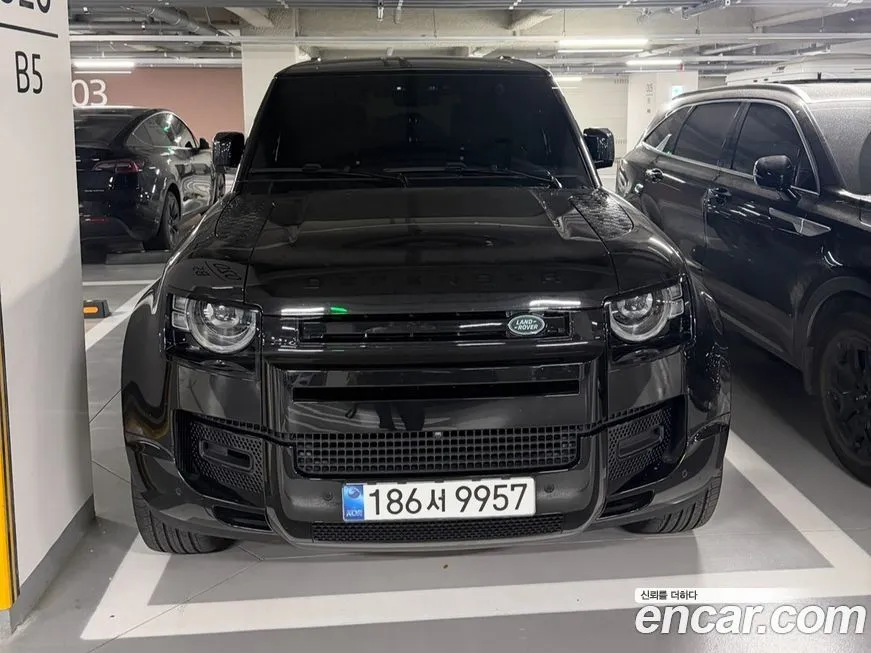 Land Rover Defender — фото 1