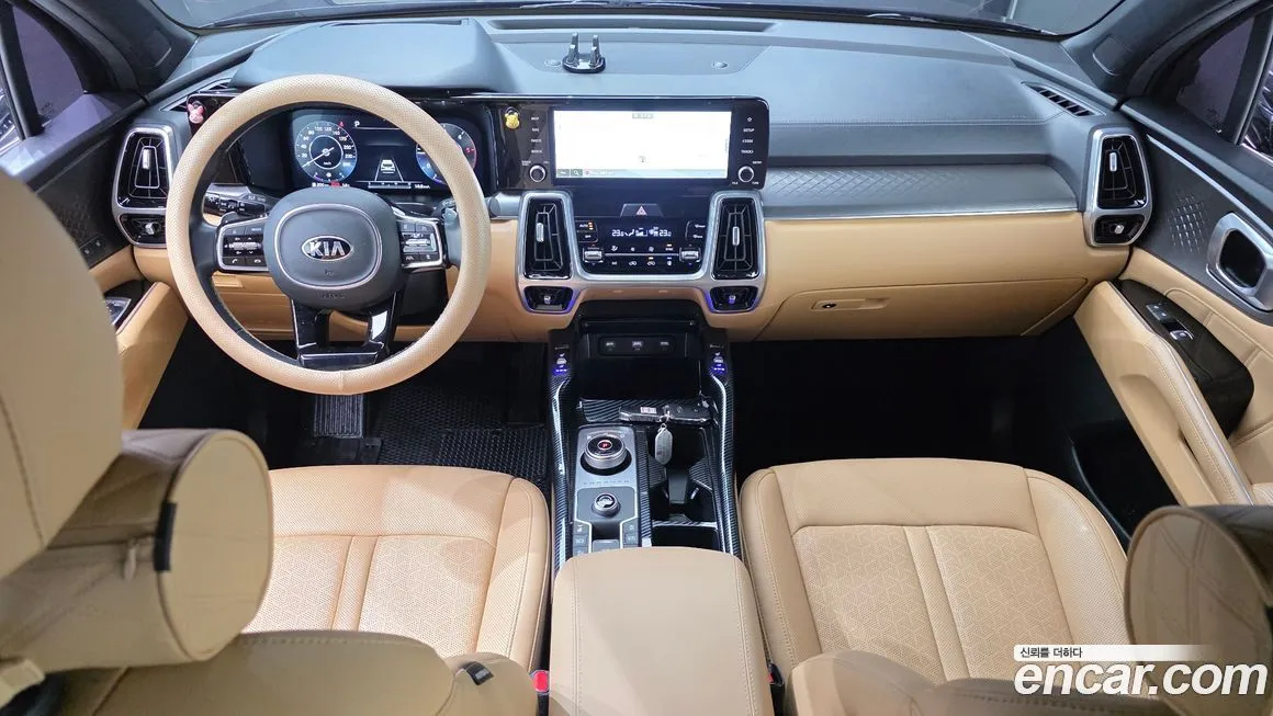 Kia Sorento — фото 8